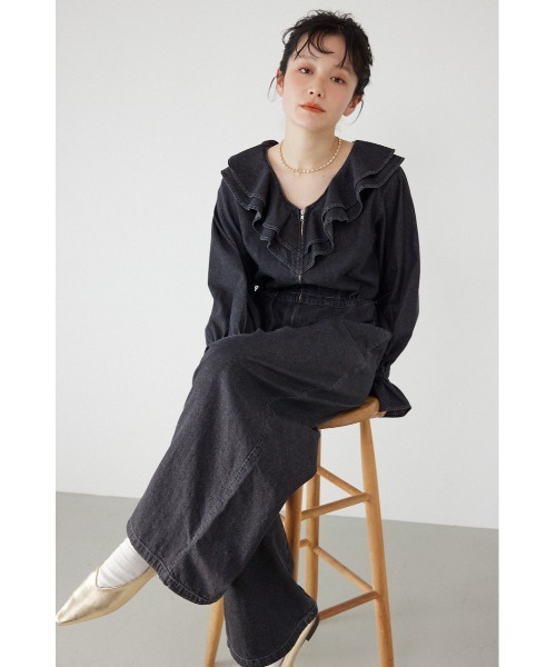 RODEO CROWNS WIDE BOWL（ロデオクラウンズワイドボウル）の「フリルデニムオールインワン（つなぎ/オールインワン・レディース・ブラック/ブルー系その他・FREE）」の3枚目の写真