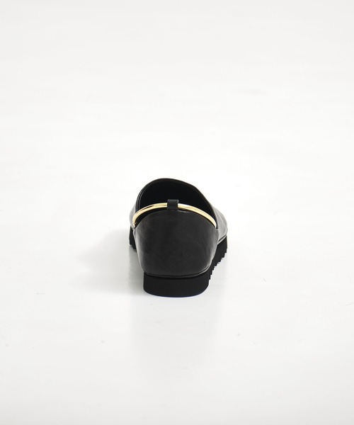 MANA（マナ）の「【MANA/マナ】ankle strap round toe flat shoes/アンクルストラップラウンドトゥフラットシューズ（パンプス・レディース・ブラック・40/39/38/37）」の4枚目の写真