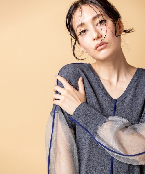 OSMOSIS（オズモーシス）の「2WAY配色ラインニットプルオーバー（ニット/セーター・レディース・ライトグレー/チャコール/ブラック・ONE SIZE）」の10枚目の写真