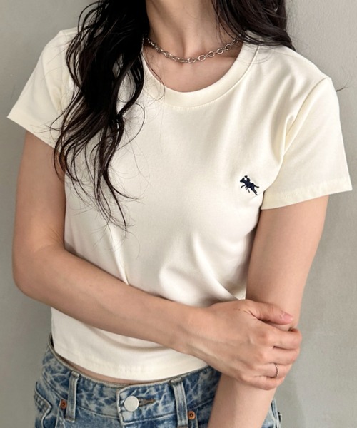 POLOCHAMPS(ポロチャンプス)の「POLOCHAMPS(ポロチャンプス)/無地 ワンポイント刺繍 クロップド丈 短丈 クルーネック/カラー刺繍Tシャツ(Tシャツ/カットソー・レディース・パープル/ブラック/アイボリー/ライトグレー/ダークグレー/サックスブルー/ベージュ/ホワイト/ワインレッド/ネイビー/ピンク・FREE)」の19枚目の写真