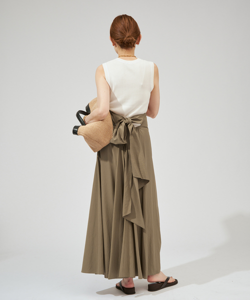 VERMEIL par iena(ヴェルメイユパーイエナ)の「レーヨンマキシフレア(スカート・レディース・カーキ・FREE)」の3枚目の写真