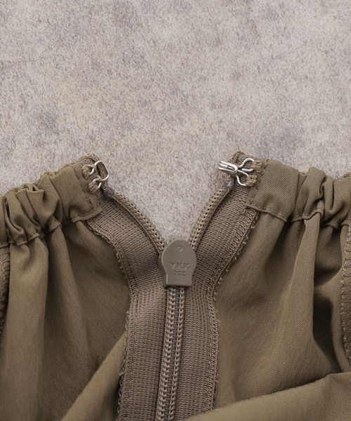 VERMEIL par iena(ヴェルメイユパーイエナ)の「レーヨンマキシフレア(スカート・レディース・カーキ・FREE)」の13枚目の写真