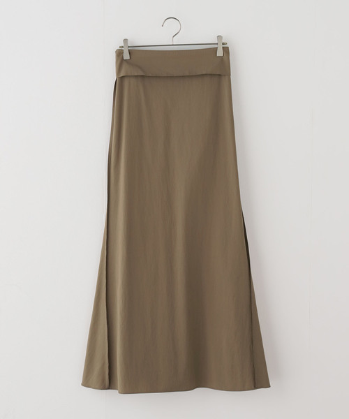 VERMEIL par iena(ヴェルメイユパーイエナ)の「レーヨンマキシフレア(スカート・レディース・カーキ・FREE)」の14枚目の写真