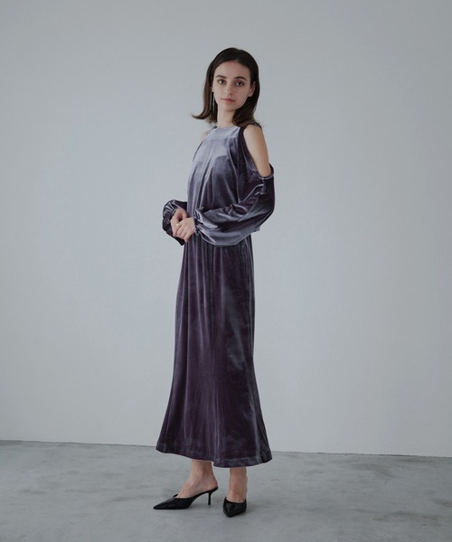 ORGUE(オルグ)の「Drape velours one-piece/ドレープベロアワンピース(ワンピース・レディース・チャコールグレー/ブラウン・SMALL/MEDIUM)」の2枚目の写真