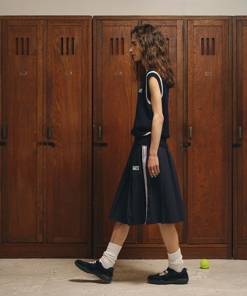 FILA(フィラ)の「(FILAⅹROSEBUD)V-NECK VEST(ベスト・レディース・ネイビー/ホワイト・ONE SIZE)」の9枚目の写真