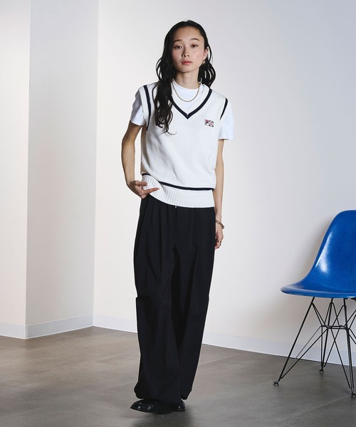 FILA(フィラ)の「(FILAⅹROSEBUD)V-NECK VEST(ベスト・レディース・ネイビー/ホワイト・ONE SIZE)」の16枚目の写真