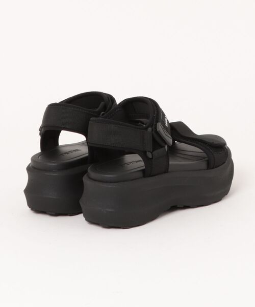 SHAKA(シャカ)の「SHAKA シャカ NEO BUNGY S CHUNKY GES レディース厚底スポーツサンダル ストラップサンダル スポサン(ネオバンジーSチャンキーGES)(サンダル・レディース・ブラック/アイボリー・23.0cm/24.0cm/25.0cm)」の3枚目の写真