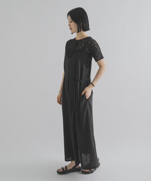 THE GOODLAND MARKET(ザグッドランドマーケット)の「『別注』MIDIUMISOLID×THE GOODLAND MARKET LINEN camisole onepiece(ワンピース・レディース・ホワイト/ブラック・FREE)」の16枚目の写真