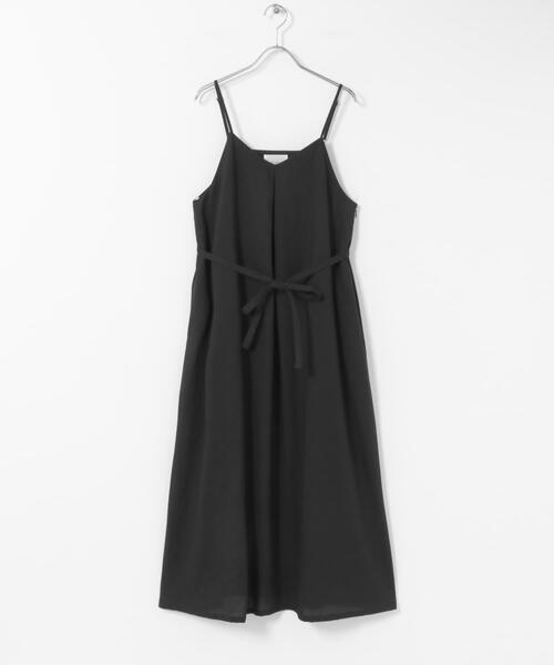 THE GOODLAND MARKET(ザグッドランドマーケット)の「『別注』MIDIUMISOLID×THE GOODLAND MARKET LINEN camisole onepiece(ワンピース・レディース・ホワイト/ブラック・FREE)」の18枚目の写真