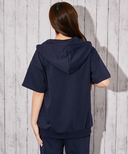 GORGE(ゴージ)の「《カレッジロゴ×ナンバリング》オーバーサイズZIPパーカー/ストリート/春夏秋/全3色(パーカー・レディース・杢グレー/オートミール/ネイビー・F)」の18枚目の写真