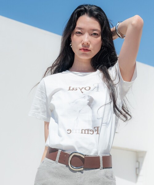 GALLEST（ギャレスト）の「タイポグラフィTシャツ【接触冷感】（Tシャツ/カットソー・レディース・ベージュ/ホワイト/ホワイト系5・38）」の6枚目の写真