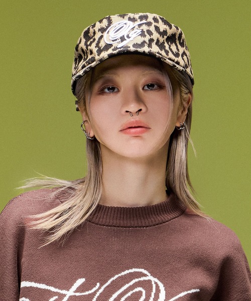 X-girl(エックスガール)の「LOGO MARK EMBROIDERED FLAT BRIM CAP(キャップ・レディース・ベージュ/ブラック・ONE SIZE)」の14枚目の写真