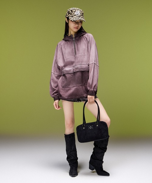 X-girl(エックスガール)の「LOGO MARK EMBROIDERED FLAT BRIM CAP(キャップ・レディース・ベージュ/ブラック・ONE SIZE)」の19枚目の写真