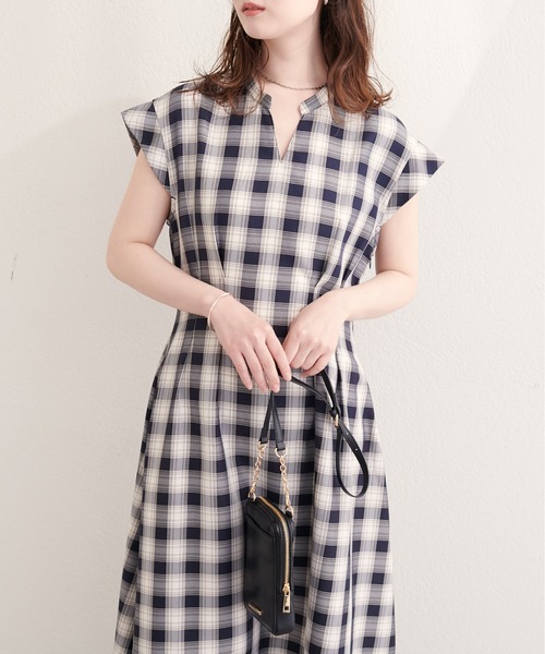 natural couture（ナチュラルクチュール）の「フロントタックスキッパーワンピース（ワンピース・レディース・ライトベージュ/ブラック/その他1/その他2/その他3・MEDIUM/LARGE）」の20枚目の写真