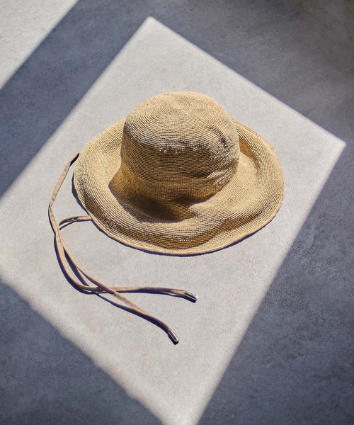 ROSE BUD(ローズバッド)の「(odds)PLAIN RIBBON HAT 26(ハット・レディース・ベージュ/ブラウン・ONE SIZE)」の2枚目の写真
