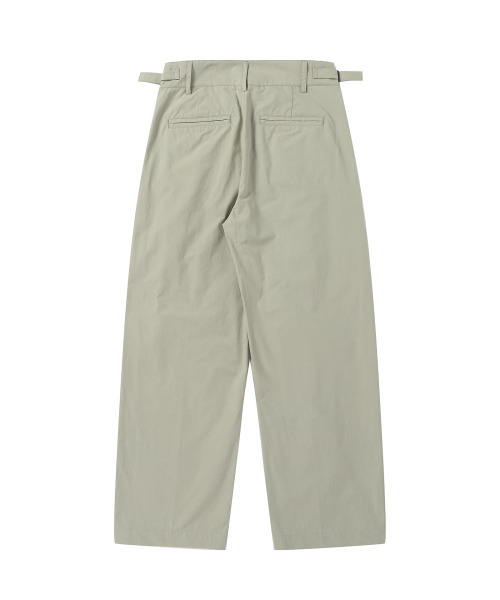 SOLEW(ソル)の「サイドアジャスターツーピンタックパンツ_ライトカーキ(その他パンツ・メンズ・その他・SMALL/MEDIUM/LARGE/X-LARGE)」の2枚目の写真