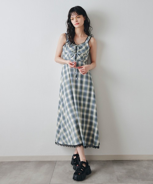 REDYAZEL（レディアゼル）の「レーストリムチェックリボンフリルロングワンピース（ワンピース・レディース・ブラック系その他/ベージュ系その他/ブルー系その他・FREE）」の7枚目の写真