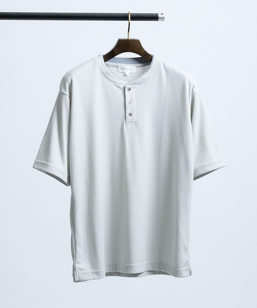ABAHOUSE GRAY(アバハウスグレイ)の「サカリバ レイヤード ヘンリーネック Tシャツ(Tシャツ/カットソー・メンズ・ホワイト/ブラック/ブラウン/グレイッシュベージュ・46/48)」の4枚目の写真