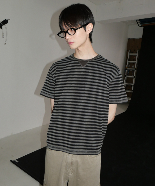 INTEMPOMOOD(インテンポムード)の「オーシャンストライプフィグクロップTシャツ : 2カラー(Tシャツ/カットソー・メンズ・ブラック/ネイビー・MEDIUM/LARGE)」の11枚目の写真