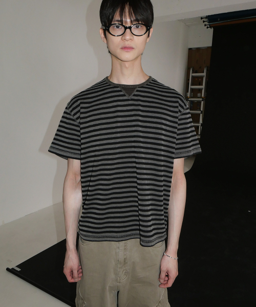 INTEMPOMOOD(インテンポムード)の「オーシャンストライプフィグクロップTシャツ : 2カラー(Tシャツ/カットソー・メンズ・ブラック/ネイビー・MEDIUM/LARGE)」の12枚目の写真