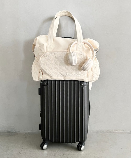 wears(ウェアーズ)の「【大容量・多収納】キルティング2wayボストンバッグ マザーズバッグ(ボストンバッグ・レディース・アイボリー/ベージュ/ブラック/ピンク・FREE)」の5枚目の写真