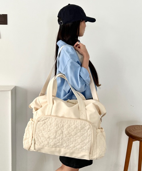 wears(ウェアーズ)の「【大容量・多収納】キルティング2wayボストンバッグ マザーズバッグ(ボストンバッグ・レディース・アイボリー/ベージュ/ブラック/ピンク・FREE)」の13枚目の写真