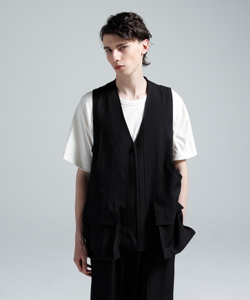 Y-3(ワイスリー)の「M SU POCKET VEST(その他アウター・メンズ・ブラック・MEDIUM/SMALL/X-SMALL)」の1枚目の写真