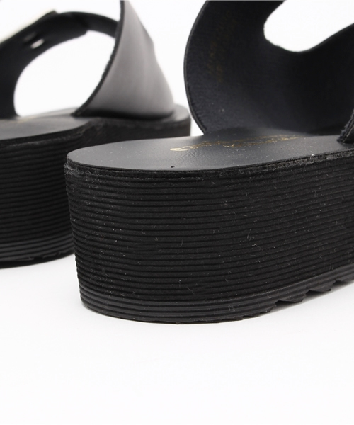 earth music&ecology（アースミュージックアンドエコロジー）の「【2016Summer】ツーベルトスポーツサンダル（サンダル・レディース・ブラウン/ホワイト/ブラック・23.5cm/24.5cm/23cm/24cm/22.5cm）」の9枚目の写真