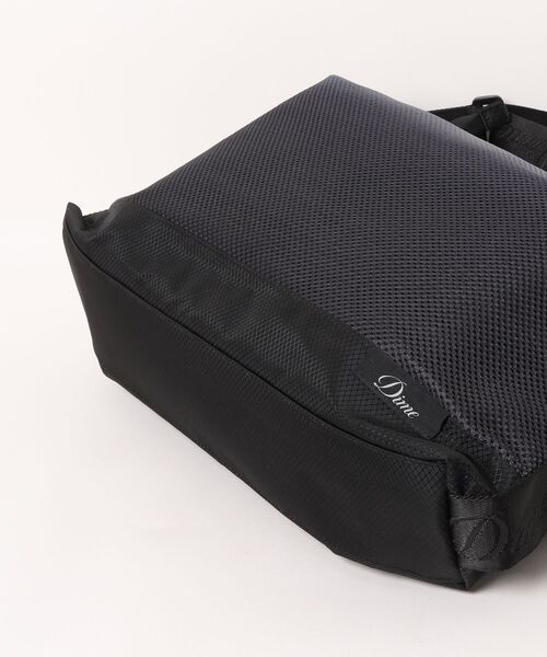 DIME(ダイム)の「Dime/ダイム/Gradient Messenger Bag(メッセンジャーバッグ・メンズ・ブラック・F)」の4枚目の写真