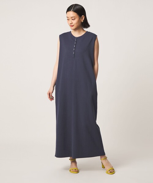 A DAY IN THE LIFE UNITED ARROWS(アデイインザライフユナイテッドアローズ)の「カット ヘンリーネックワンピース <A DAY IN THE LIFE>(ワンピース・レディース・ダークブラウン/ネイビー/ダークグレー・FREE)」の3枚目の写真