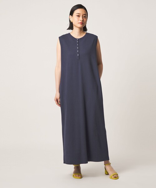 A DAY IN THE LIFE UNITED ARROWS(アデイインザライフユナイテッドアローズ)の「カット ヘンリーネックワンピース <A DAY IN THE LIFE>(ワンピース・レディース・ダークブラウン/ネイビー/ダークグレー・FREE)」の5枚目の写真
