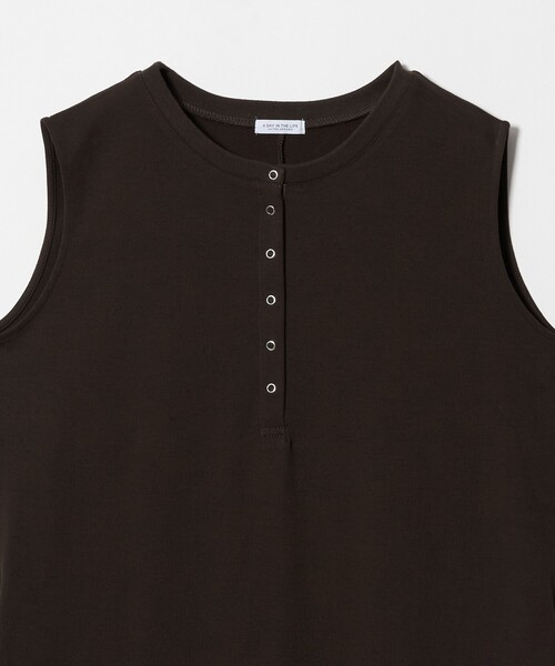 A DAY IN THE LIFE UNITED ARROWS(アデイインザライフユナイテッドアローズ)の「カット ヘンリーネックワンピース <A DAY IN THE LIFE>(ワンピース・レディース・ダークブラウン/ネイビー/ダークグレー・FREE)」の18枚目の写真