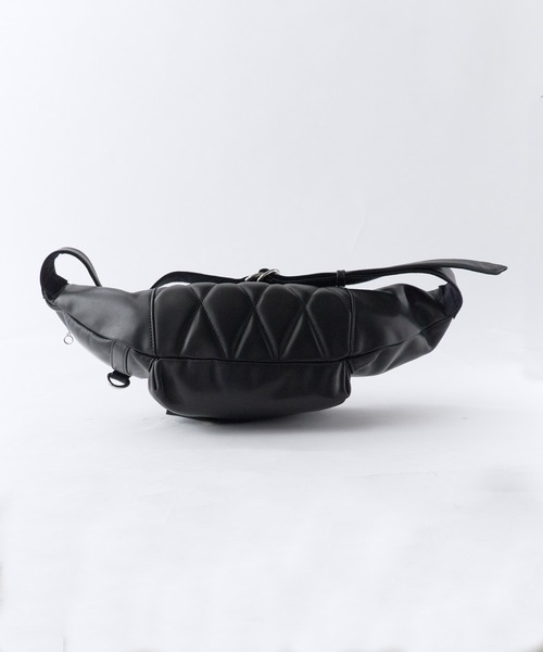 Schott(ショット)の「Schott/ショット RIDERS BODY BAG ライダースボディバッグ 本革 牛革 レザー メンズ 2026年 夏 夏服(ボディバッグ/ウエストポーチ・メンズ・ブラック・FREE)」の17枚目の写真