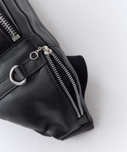 Schott(ショット)の「Schott/ショット RIDERS BODY BAG ライダースボディバッグ 本革 牛革 レザー メンズ 2026年 夏 夏服(ボディバッグ/ウエストポーチ・メンズ・ブラック・FREE)」の15枚目の写真