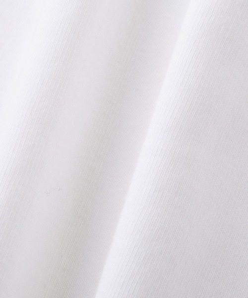 ETRE TOKYO(エトレトウキョウ)の「ボールドショルダーUネックTee(Tシャツ/カットソー・レディース・ブラック/セージグリーン/ホワイト・FREE)」の5枚目の写真