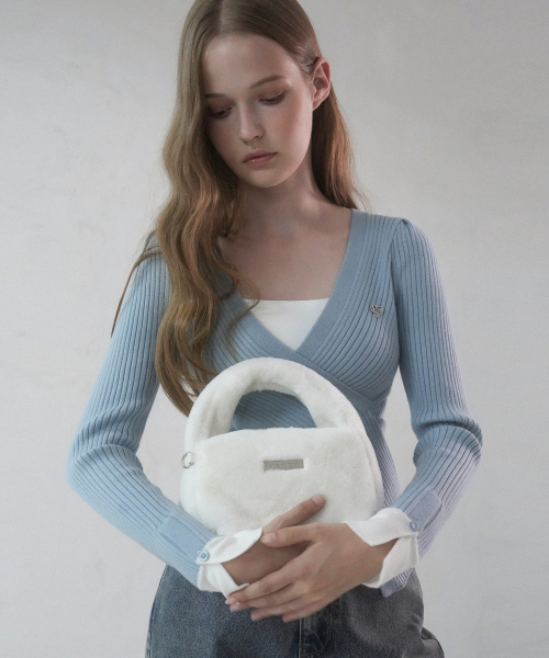 Vivacious（ビバシャス）の「Anne Fur Bag - 5COL（トートバッグ・レディース・ブルー/アイボリー/PINK・FREE）」の13枚目の写真