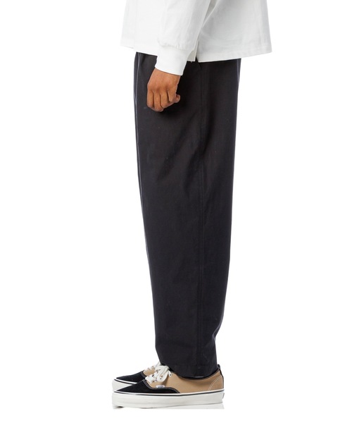 Sandinista(サンディニスタ)の「Gentleman Tuck Pants / タック入り撥水パンツ(その他パンツ・メンズ・チャコール/ブラック・LARGE/MEDIUM/SMALL)」の8枚目の写真