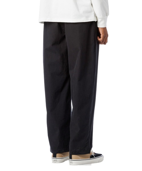 Sandinista(サンディニスタ)の「Gentleman Tuck Pants / タック入り撥水パンツ(その他パンツ・メンズ・チャコール/ブラック・LARGE/MEDIUM/SMALL)」の10枚目の写真
