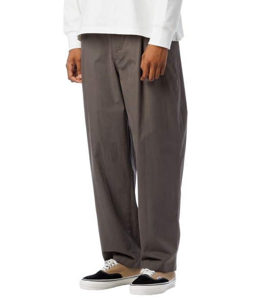 Sandinista(サンディニスタ)の「Gentleman Tuck Pants / タック入り撥水パンツ(その他パンツ・メンズ・チャコール/ブラック・LARGE/MEDIUM/SMALL)」の12枚目の写真