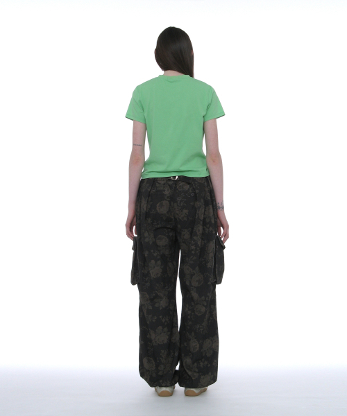 PARTIMENTO WOMEN(パルティメントウィメン)の「フローラルギャザードウエストカーゴパンツ_ブラウン(その他パンツ・レディース・その他・SMALL/MEDIUM)」の8枚目の写真