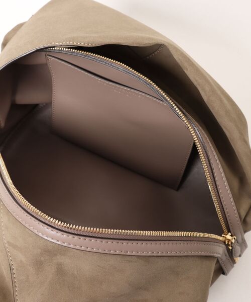 STELLA McCARTNEY(ステラマッカートニー)の「Appaloosa Medium Bucket Bag / アパルーサ ミディアム バケットバッグ(トートバッグ・レディース・サンドベージュ・ONE SIZE)」の8枚目の写真