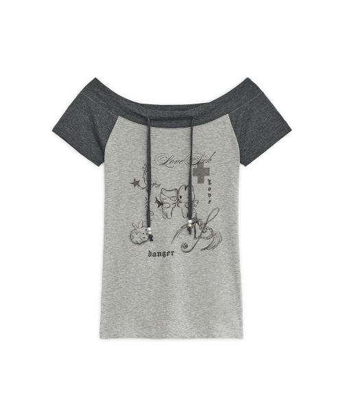 HUG YOUR SKIN(ハグユアスキン)の「ラブシックドローイングオフショルダーティー(チャコール)(Tシャツ/カットソー・レディース・その他・FREE)」の1枚目の写真