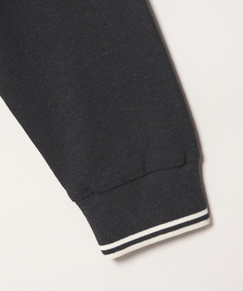 FRED PERRY(フレッドペリー)の「【別注】<FRED PERRY>ロングスリーブ Tシャツ(Tシャツ/カットソー・メンズ・ダークブラウン/オフホワイト/ダークグレー・XL/L/M)」の6枚目の写真