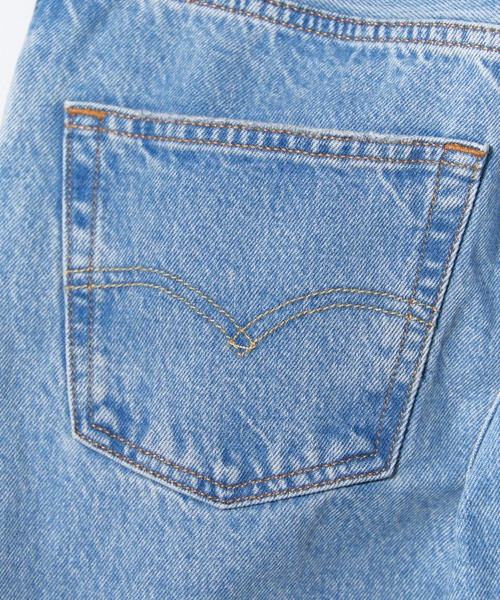 Levi's(リーバイス)の「LEVI'S/リーバイス 501 '90s ジーンズ デニムパンツ ジーパン ストレート 淡色 ボタンフライ レディース 2026年 秋 秋服 冬 冬服(デニムパンツ・レディース・ライトインディゴブルー・W25xL30/W26xL30/W27xL30)」の7枚目の写真