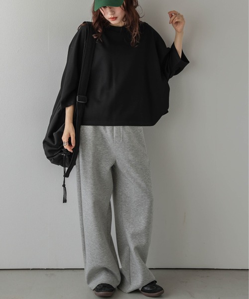 La-gemme(ラジェム)の「ドルマンスリーブトップス/レザー調タグ/快適ポンチ素材(Tシャツ/カットソー・レディース・ブラック/ベージュ/カーキ/杢グレー・フリー)」の6枚目の写真