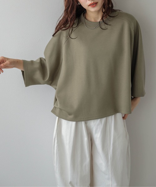 La-gemme(ラジェム)の「ドルマンスリーブトップス/レザー調タグ/快適ポンチ素材(Tシャツ/カットソー・レディース・ブラック/ベージュ/カーキ/杢グレー・フリー)」の16枚目の写真