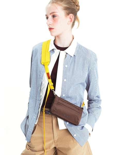 Topologie(トポロジー)の「Phone Sacoche 90(フォンサコッシュ90)(ショルダーバッグ・レディース・ブラウン・ONE SIZE)」の5枚目の写真