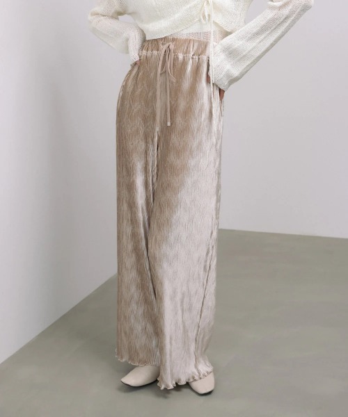 Bab(バブ)の「【S・Mサイズ展開】ベロアウェーブプリーツイージーパンツ(その他パンツ・レディース・ブラック/グレイッシュベージュ/ブラウン・SMALL/MEDIUM)」の1枚目の写真