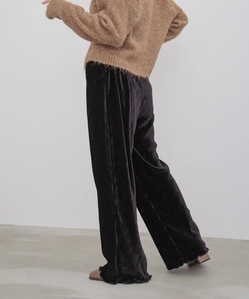 Bab(バブ)の「【S・Mサイズ展開】ベロアウェーブプリーツイージーパンツ(その他パンツ・レディース・ブラック/グレイッシュベージュ/ブラウン・SMALL/MEDIUM)」の13枚目の写真