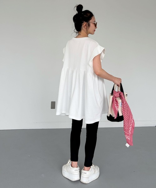 CHERI since1985(シェリ)の「フレンチスリーブマーメイドデザインチュニック(チュニック・レディース・オフホワイト/ブラック・FREE)」の4枚目の写真